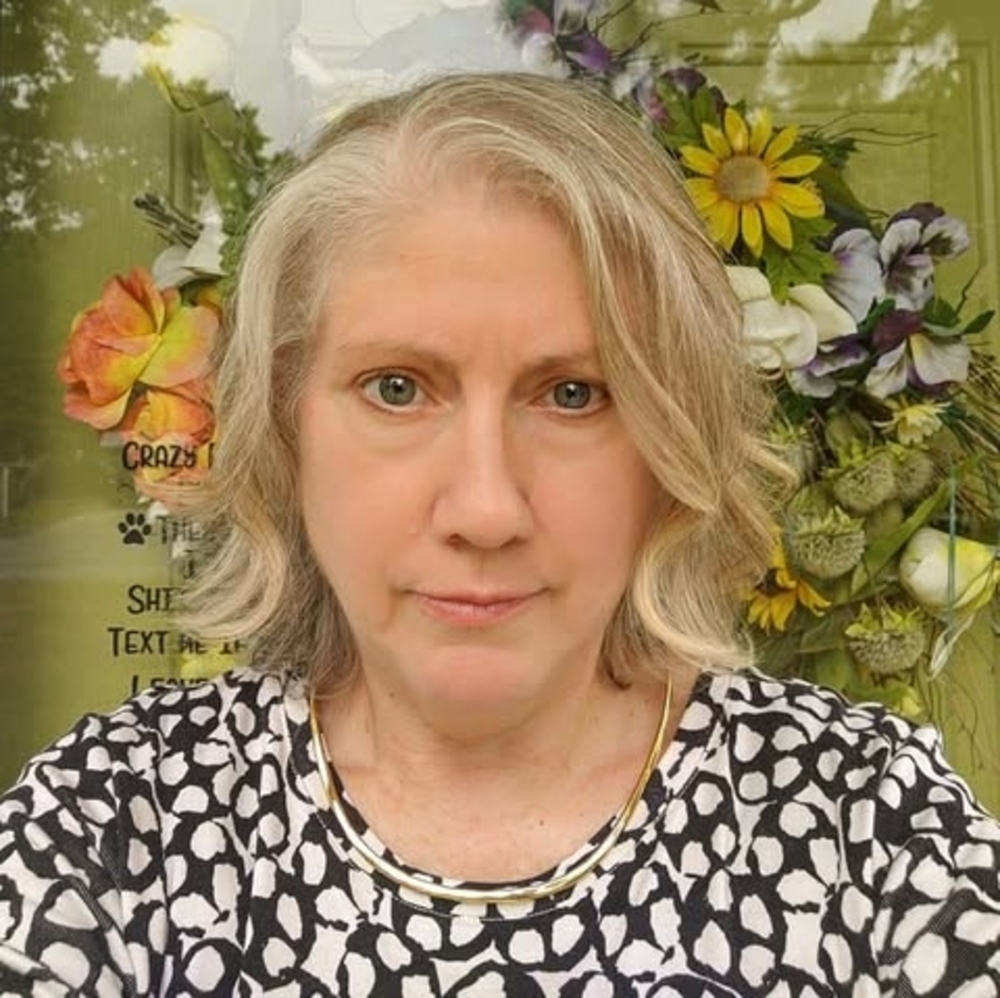 Meet your Posher, Phyllis